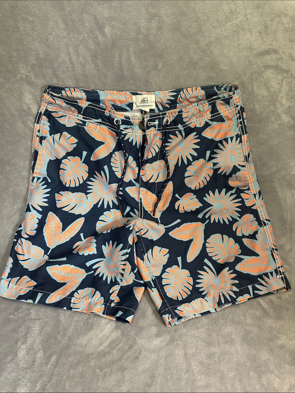 Navy Tropical Floral Swim Shorts - Men SW001